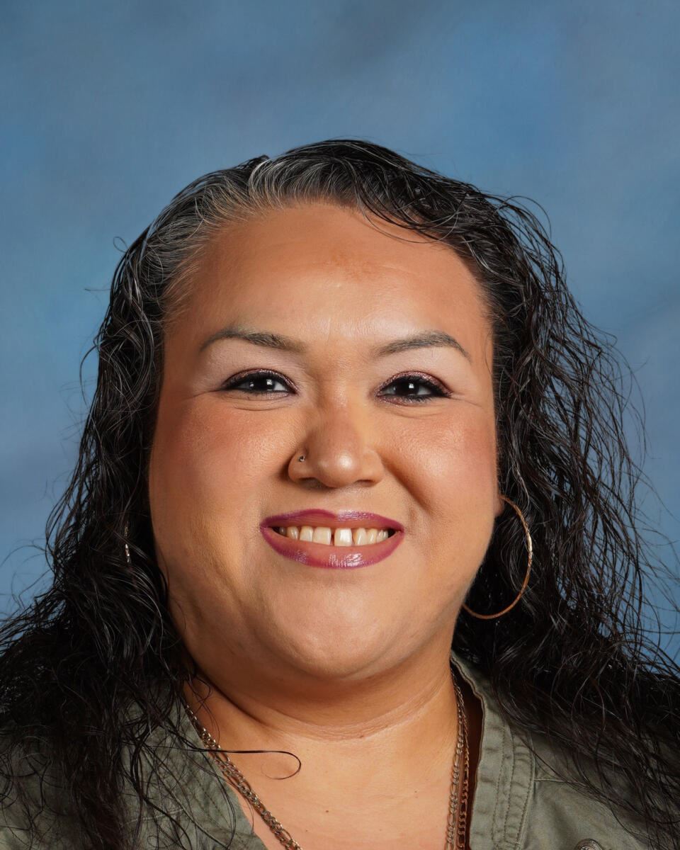  Lorena de la Hoya - Attendance Secretary & Registrar