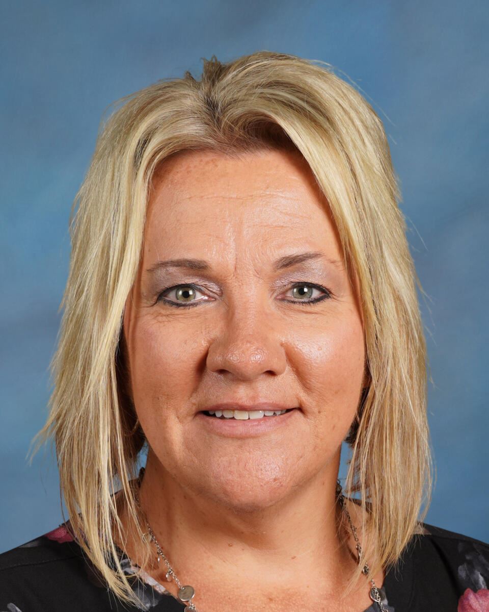  Janine Glenn - Dean