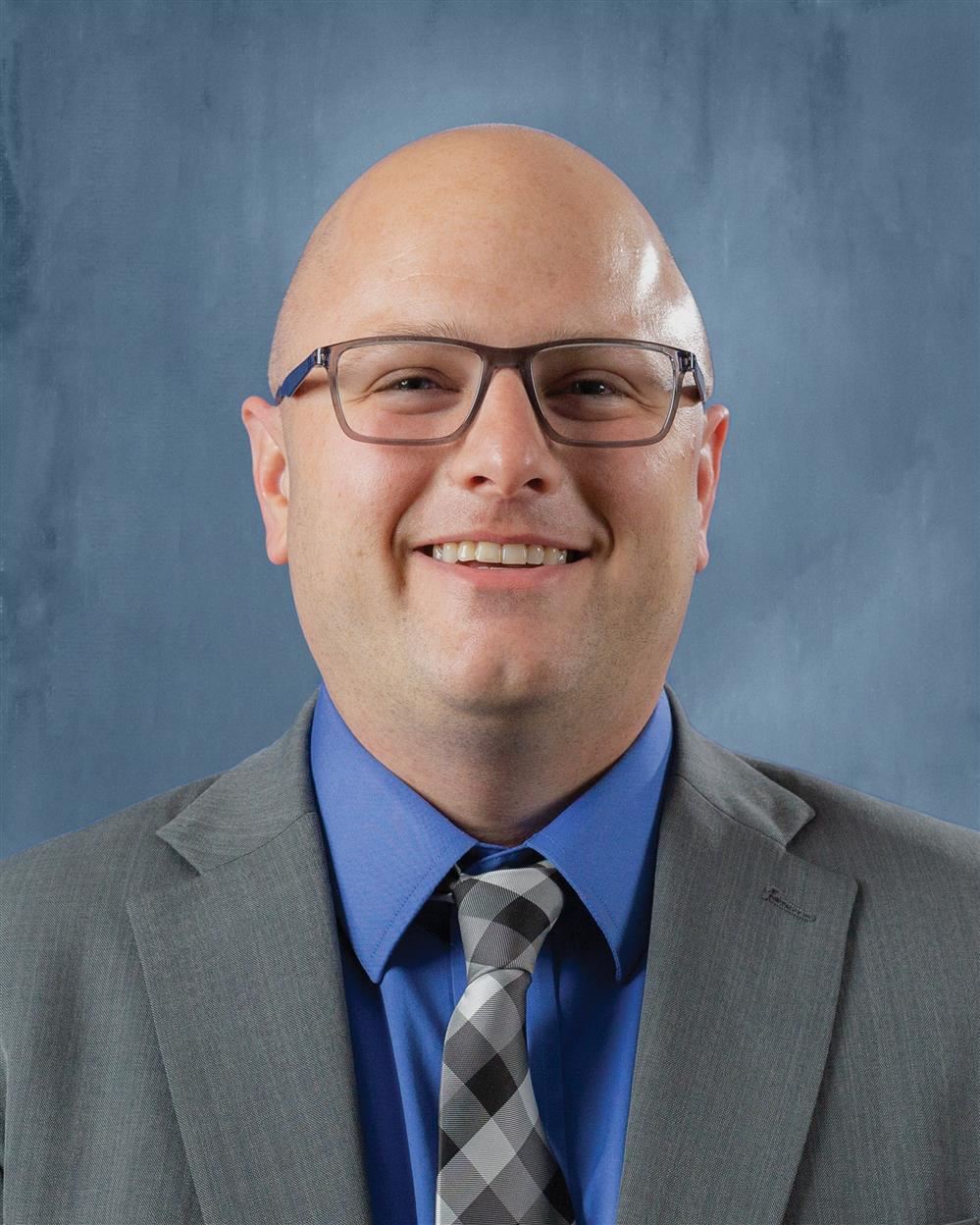 Tom Ruzinok - Principal